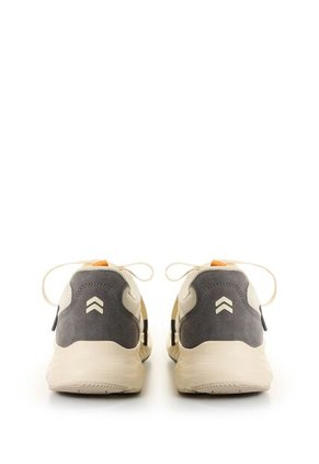 Tenis Fibermesh 2.0 De Cuero Y Malla Para Hombre Fly Up Tenis Fibermesh 2.0 De Cuero Y Malla Para Hombre Fly Up Gris 45 FLYUP