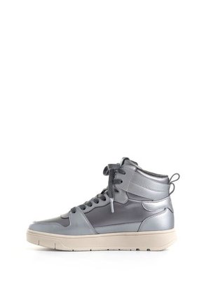 Tenis Fly Up Off En Textil Y Cuero Para Mujer High Top Tenis Fly Up Off En Textil Y Cuero Para Mujer High Top Plata 37 FLYUP