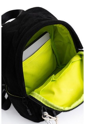 Morral Mini Star En Corduroy Para Mujer Fly Up Morral Mini Star En Corduroy Para Mujer Fly Up Negro FLYUP
