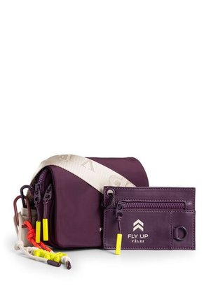 Manos Libres Mini Step Para Mujer Fly Up Manos Libres Mini Step Para Mujer Fly Up Mora FLYUP