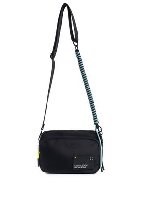 Manos Libres Fly Up Easy Para Mujer Liviano Manos Libres Fly Up Easy Para Mujer Liviano Negro FLY UP
