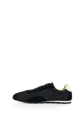 Tenis En Lona Y Carnaza Para Hombre Savanna League Classic 2.0 Tenis En Lona Y Carnaza Para Hombre Savanna League Classic 2.0 Negro 43 FLY UP