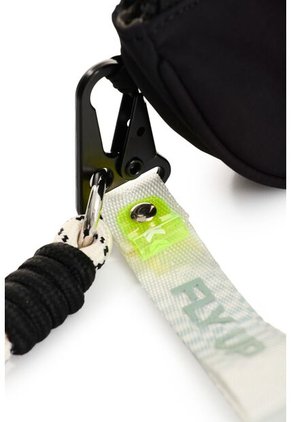 Monedero Motion Para Mujer Fly Up Monedero Motion Para Mujer Fly Up Negro FLY UP