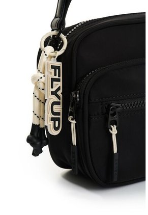 Manos Libres Para Mujer Bright Fly Up Manos Libres Para Mujer Bright Fly Up Negro FLYUP