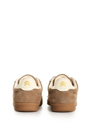 Tenis En Carnaza Para Mujer Sparkle 2 1.0 Tenis En Carnaza Para Mujer Sparkle 2 1.0 Tabaco 37 FLY UP