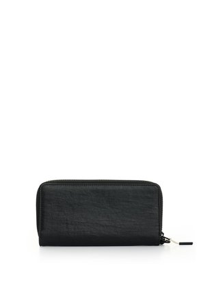 Porta Chequera Rush En Lona Para Mujer Fly Up Porta Chequera Rush En Lona Para Mujer Fly Up Negro FLY UP
