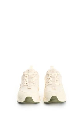 Tenis Spirited Spectrum 1.0 Para Mujer Fly Up Tenis Spirited Spectrum 1.0 Para Mujer Fly Up Blanco 38 FLY UP