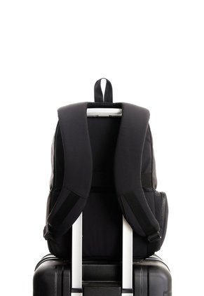 Morral Peak En Lona Para Mujer Fly Up Morral Peak En Lona Para Mujer Fly Up Negro FLY UP