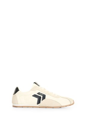 Tenis En Lona Y Carnaza Para Hombre Savanna League Classic 2.0 Tenis En Lona Y Carnaza Para Hombre Savanna League Classic 2.0 Arena 43 FLY UP