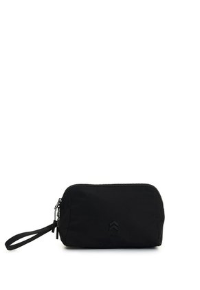 Cosmetiquera Valley Para Mujer Fly Up Cosmetiquera Valley Para Mujer Fly Up Negro FLY UP