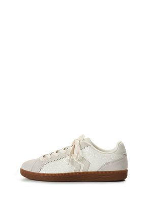 Tenis Sparkle De Cuero Para Mujer Fly Up Tenis Sparkle De Cuero Para Mujer Fly Up Crema 38 FLY UP