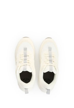 Tenis Spirited 2 Para Mujer Fly Up Tenis Spirited 2 Para Mujer Fly Up Blanco 41 FLY UP