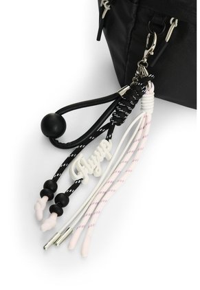 Riñonera Lona Wave Para Mujer Fly Up Riñonera Lona Wave Para Mujer Fly Up Negro FLY UP