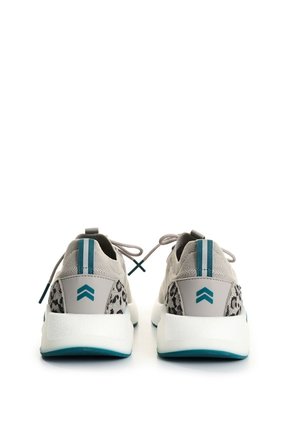 Tenis Freedom 2 Para Mujer Fly Up Tenis Freedom 2 Para Mujer Fly Up Gris 39 FLY UP