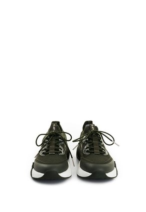 Tenis Freedom 2.0 Tejidos Para Hombre Fly Up Tenis Freedom 2.0 Tejidos Para Hombre Fly Up Verde 44 FLY UP
