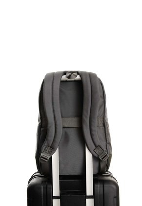 Morral En Lona Para Hombre Star Club 2.0 Morral En Lona Para Hombre Star Club 2.0 Gris FLY UP
