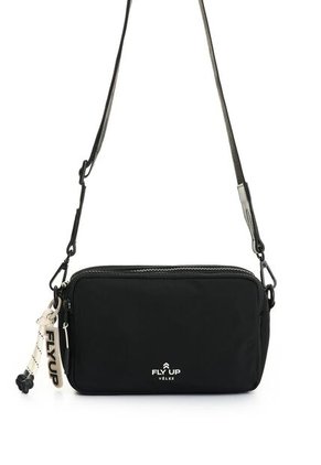 Riñonera Para Mujer Dynamic Fly Up Riñonera Para Mujer Dynamic Fly Up Negro FLY UP