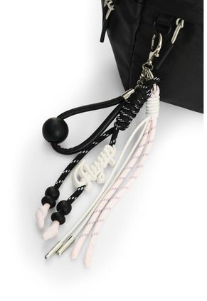 Riñonera Lona Wave Para Mujer Fly Up Riñonera Lona Wave Para Mujer Fly Up Negro FLY UP
