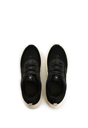 Tenis Spirited 2 Para Hombre Fly Up Tenis Spirited 2 Para Hombre Fly Up Negro 41 FLY UP