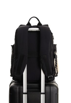 Morral Axis En Lona Para Mujer Fly Up Morral Axis En Lona Para Mujer Fly Up Negro FLY UP