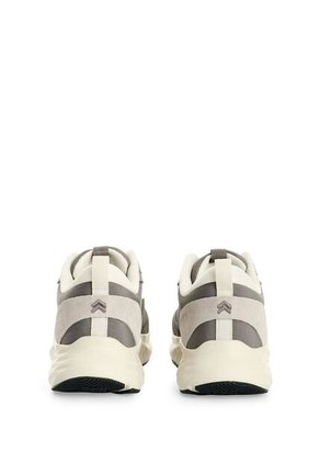 Tenis Spirited Volt Para Mujer Fly Up Tenis Spirited Volt Para Mujer Fly Up Gris 37 FLY UP