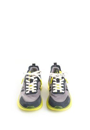 Tenis Fly Up Life 2.0 De Cuero Gamuzado Para Hombre Silueta Deportiva Tenis Fly Up Life 2.0 De Cuero Gamuzado Para Hombre Silueta Deportiva Gris 38 FLY UP