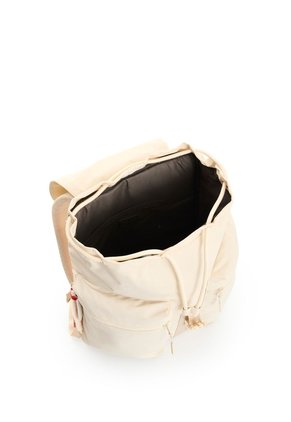 Morral Axis En Lona Para Mujer Fly Up Morral Axis En Lona Para Mujer Fly Up Crema FLY UP