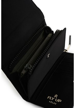Billetera Field Para Mujer Fly Up Billetera Field Para Mujer Fly Up Negro FLY UP