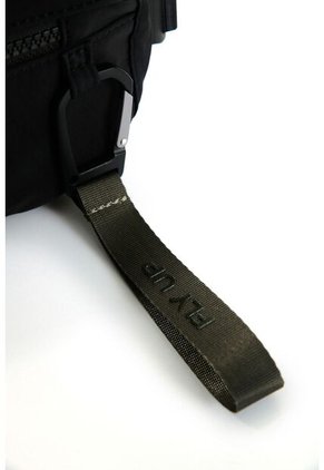 Riñonera Finder 2 Para Hombre Fly Up Riñonera Finder 2 Para Hombre Fly Up Negro FLY UP