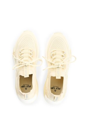 Tenis Freedom 2 Para Mujer Fly Up Tenis Freedom 2 Para Mujer Fly Up Beige 39 FLY UP