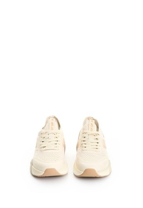 Tenis New Freedom 2 2.0 Para Hombre Fly Up Tenis New Freedom 2 2.0 Para Hombre Fly Up Crema 40 FLY UP