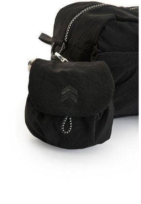 Baguette Horizon 1.0 Para Mujer Fly Up Baguette Horizon 1.0 Para Mujer Fly Up Negro FLY UP