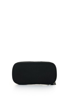 Cosmetiquera Line 1.0 Para Mujer Fly Up Cosmetiquera Line 1.0 Para Mujer Fly Up Negro FLY UP