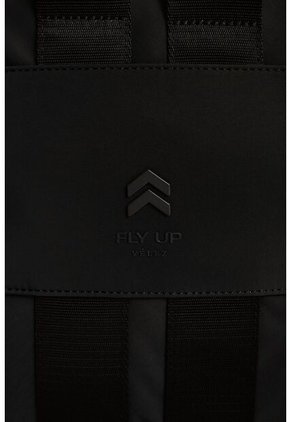 Lonchera Parallel Para Mujer Fly Up Lonchera Parallel Para Mujer Fly Up Negro FLY UP