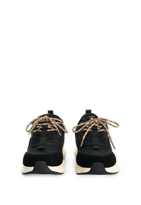 Tenis En Lona Y Cuero Carnaza Para Mujer Spirited Sequin 1.0 Tenis En Lona Y Cuero Carnaza Para Mujer Spirited Sequin 1.0 Negro 34 FLY UP
