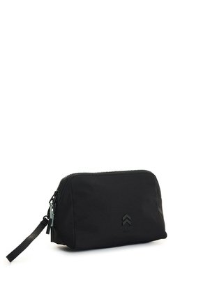 Cosmetiquera Valley Para Mujer Fly Up Cosmetiquera Valley Para Mujer Fly Up Negro FLY UP