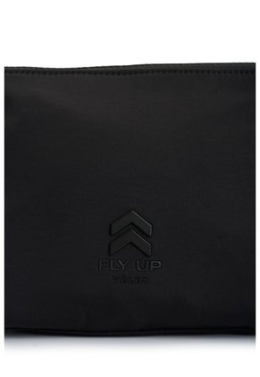 Cosmetiquera Valley Para Mujer Fly Up Cosmetiquera Valley Para Mujer Fly Up Negro FLY UP