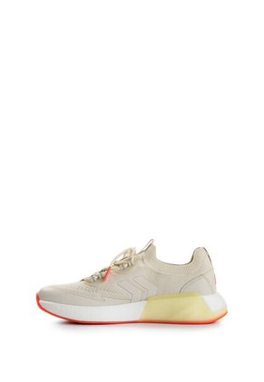 Tenis Freedom 2 Para Mujer Fly Up Tenis Freedom 2 Para Mujer Fly Up Crema 40 FLYUP