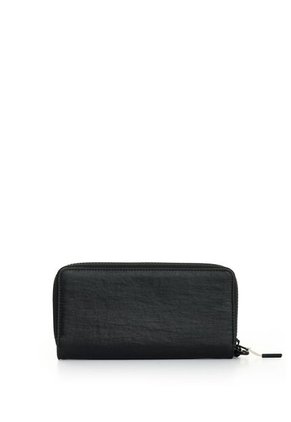 Porta Chequera Rush En Lona Para Mujer Fly Up Porta Chequera Rush En Lona Para Mujer Fly Up Negro FLY UP