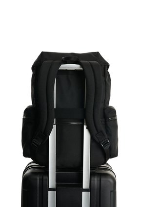 Morral Ark 2.0 En Lona Texturizada Para Hombre Fly Up Morral Ark 2.0 En Lona Texturizada Para Hombre Fly Up Negro FLY UP