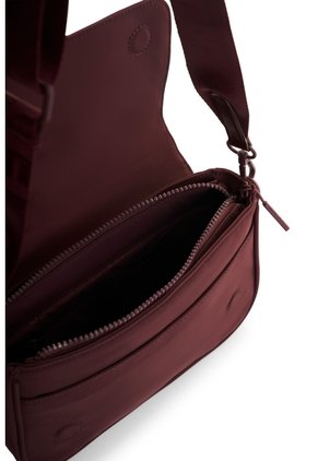Manos Libres En Lona Para Mujer Even Floral Manos Libres En Lona Para Mujer Even Floral Vinotinto FLY UP
