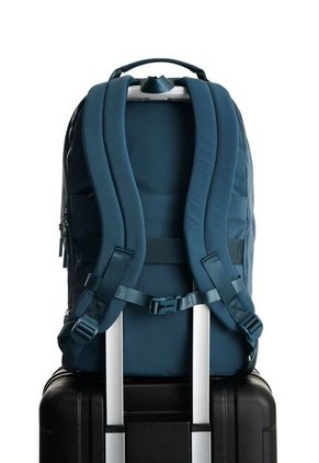 Morral Horizon 2 Para Hombre Fly Up Morral Horizon 2 Para Hombre Fly Up Azul Aguamarina FLYUP
