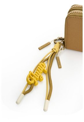 Billetera Pararell 1.0 Para Mujer Fly Up Billetera Pararell 1.0 Para Mujer Fly Up Kaky FLY UP