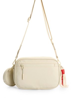 Manos Libres Bright En Lona Para Mujer Fly Up Manos Libres Bright En Lona Para Mujer Fly Up Crema FLY UP