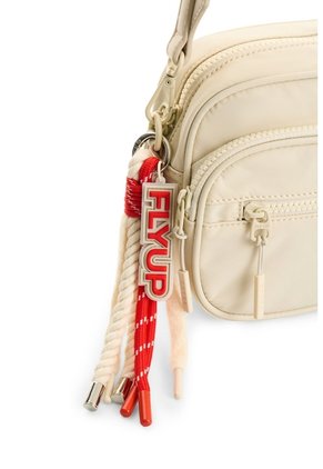 Manos Libres Bright En Lona Para Mujer Fly Up Manos Libres Bright En Lona Para Mujer Fly Up Crema FLY UP