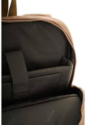 Morral Forte 2.0 En Lona Para Hombre Fly Up Morral Forte 2.0 En Lona Para Hombre Fly Up Tabaco FLY UP