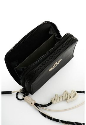 Billetera En Lona Rush Para Mujer Fly Up Billetera En Lona Rush Para Mujer Fly Up Negro FLY UP