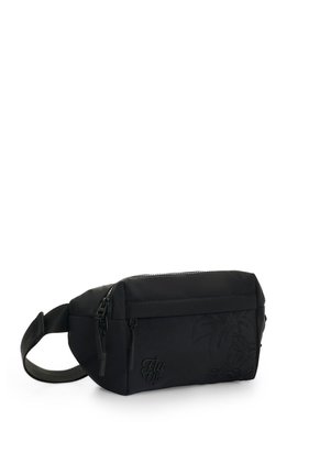 Riñonera En Lona Para Mujer Wave Floral Riñonera En Lona Para Mujer Wave Floral Negro FLY UP