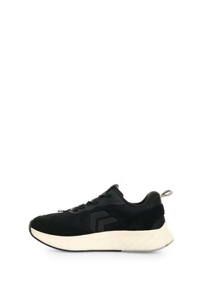 Tenis Spirited 3 2.0 Para Hombre Fly Up Tenis Spirited 3 2.0 Para Hombre Fly Up Negro 38 FLY UP