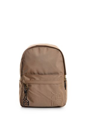 Morral Star 2.0 En Lona Para Hombre Fly Up Morral Star 2.0 En Lona Para Hombre Fly Up Tabaco FLY UP